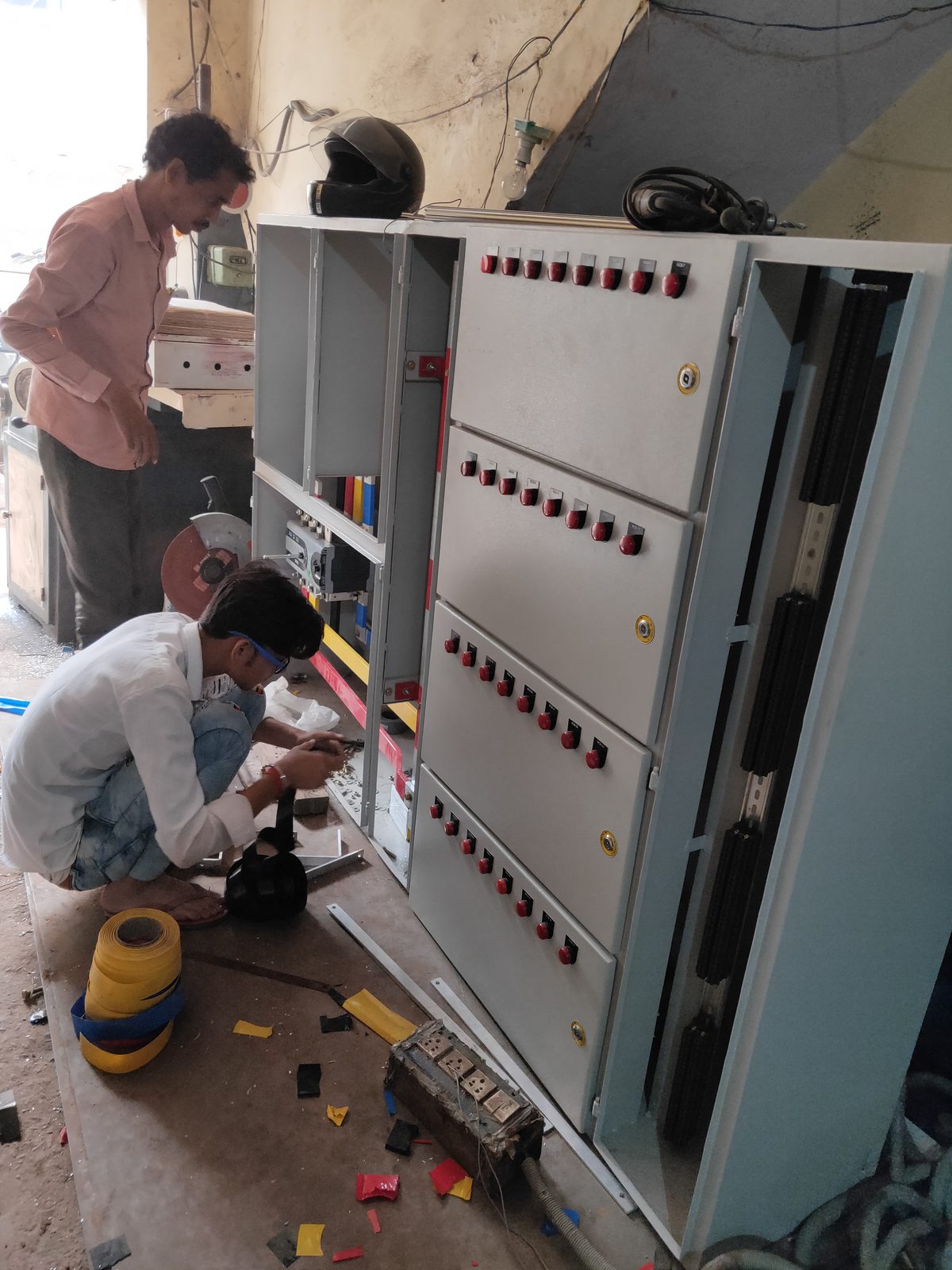 PCC power distribution panel assembly with busbar chamber, FutureTech Electricals Faridabad